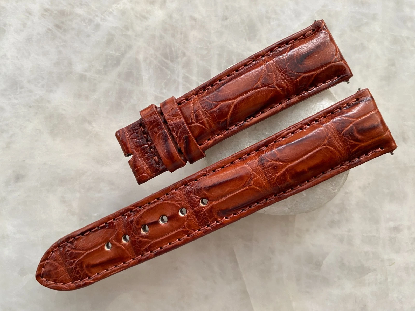 20mm/18mm Red Brown Alligator Crocodile Print Leather Watch Strap Band