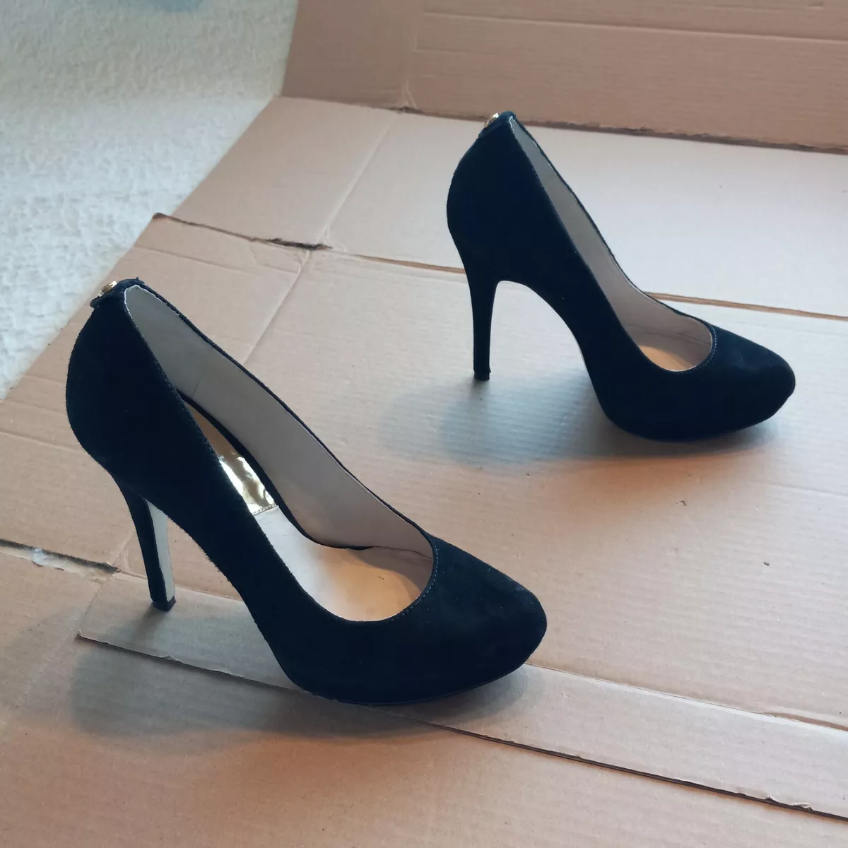 Michael kors black store suede heels