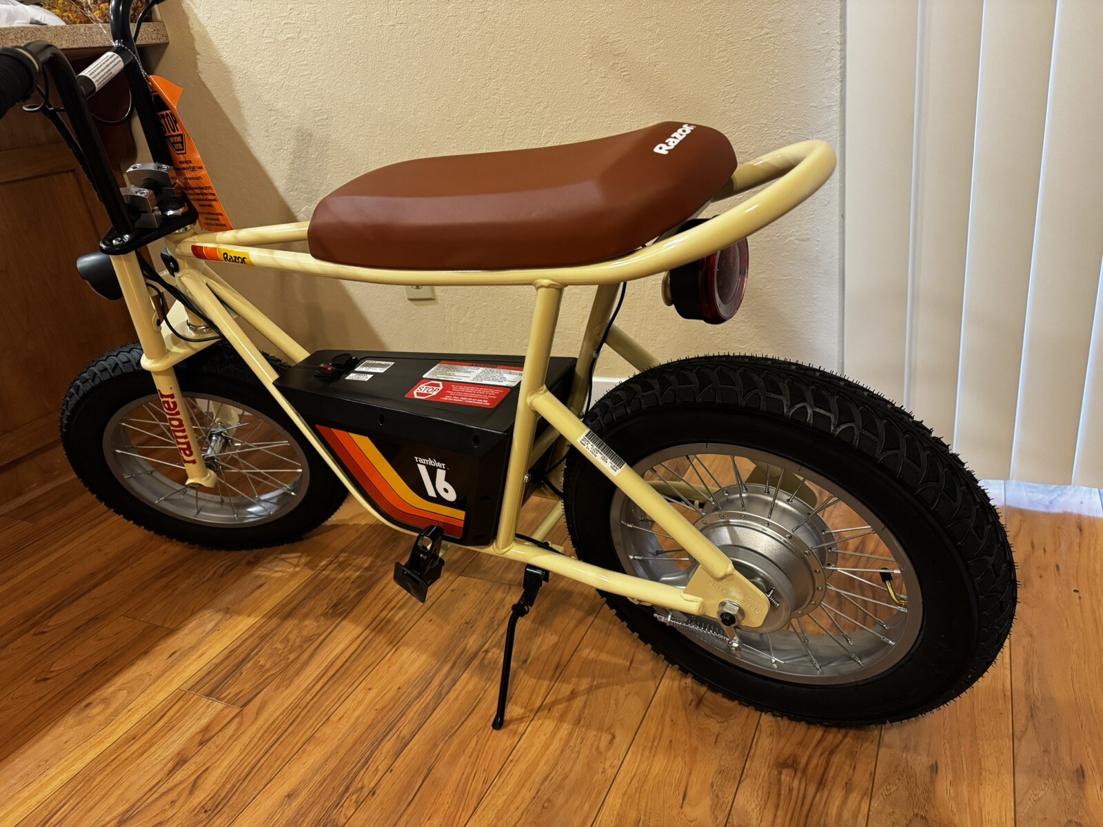 Picture 2 of 6