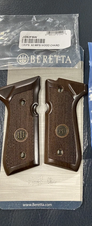 BERETTA FULL SIZE WALNUT WOOD PISTOL GRIPS FITS STANDARD 92 96 M9 MODEL HANDGUNS - Image 2 of 4