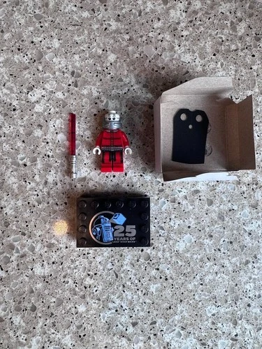 LEGO Star Wars Darth Malak 25th Anniversary Minifigure 75379 sw1325