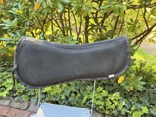 Grandeur Sattelpad Schwarz (gebraucht, Ungewaschen)