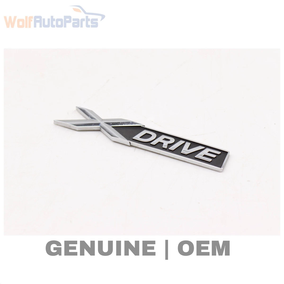 Autocollant Badge 3D BMW 330i Argenté - Dimensions 16x2 Cm, En ABS Plaqué, Pour Arrière De Voiture