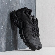 nike tn leather black