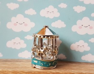 carousel dolls house