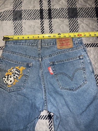 Sz32 Levi’s 505 Custom Short Flaming Dice