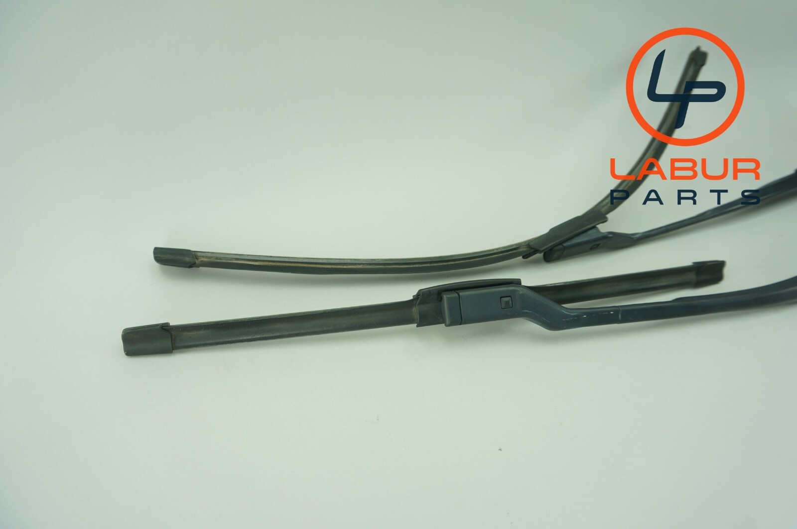 M157 14-17 Maserati Quattroporte Ghibli Front Right& Left Windshield Wiper Z4764