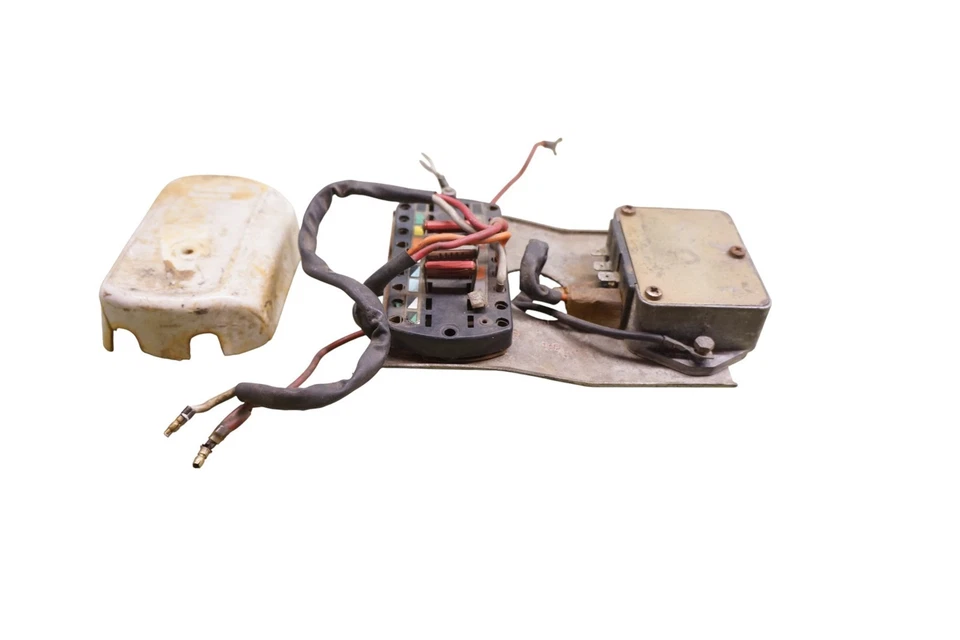 1974 Ducati 750 GT 750GT Super Sport Bevel DM Desmo *2904 Fuse Block CDI - Image 4 of 4