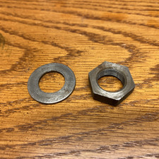 Jaguar Xke Steering Wheel Retainer Nut And Washer
