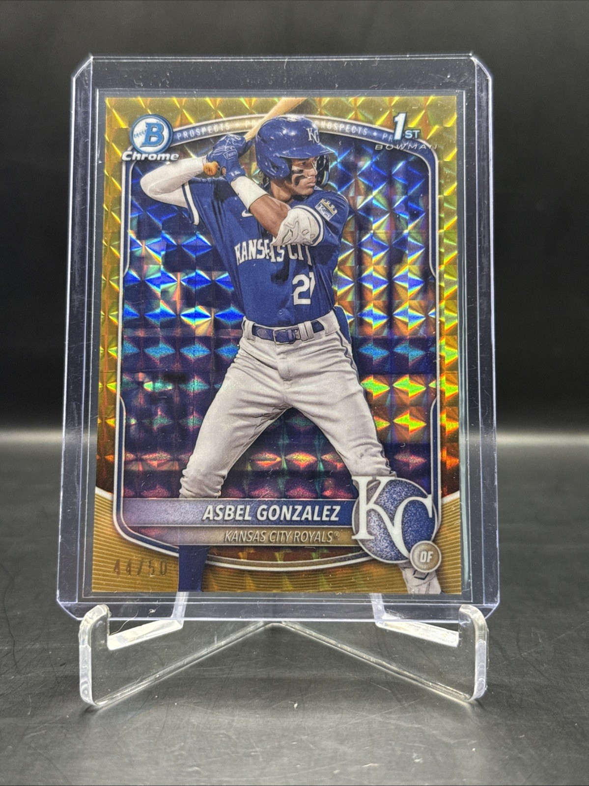 ASBEL GONZALEZ 2025 BOWMAN CHROME 1ST GOLD GEOMETRIC REFRACTOR /50