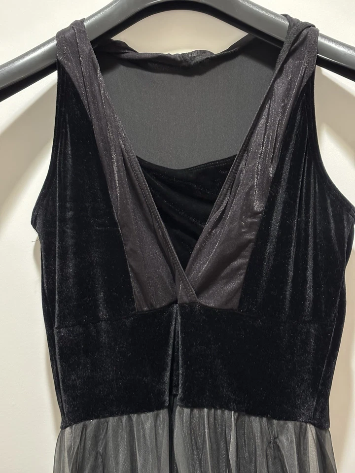 Fantasia de personagem de conto de fadas, top/collant de veludo, saias de rede preto/branco, G - Imagem 3 de 4