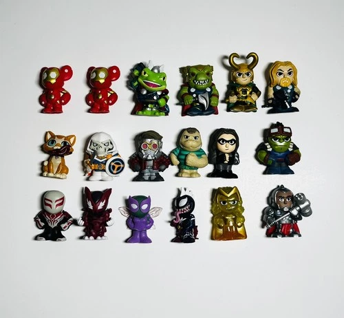 Funko Marvel Battleworld Mini Figures Lot Of 18 Wanda, Hulk, Loki, Thor and more