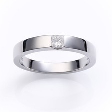 18ct White Gold 0.15ct Princess Cut Diamond Wedding Band Ring