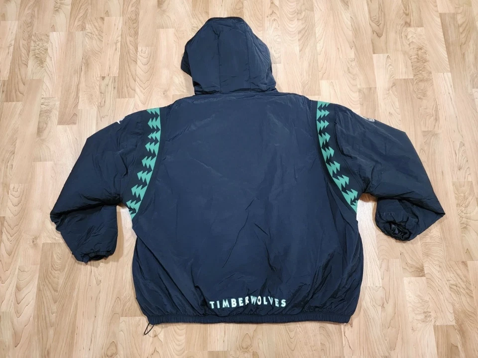 Hombres Nike MINNESOTA TIMBERWOLVES Pullover Chaqueta TALLA XXL Pullover 1/4 Cremallera Nuevo con Etiquetas  Foto 3 de 4