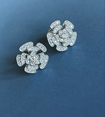 18kt Weißgold Diamant Ohrringe 0,50ct Alpenrose Ohrstecker in 0,5ct Cervin Blanc