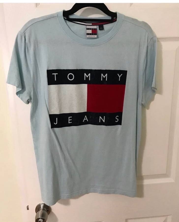 Vintage Tommy Hilfiger Tommy Jeans Logo Baby Blue Tshirt Size Medium