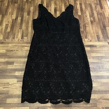 ANN TAYLOR BLACK LACE SHEATH DRESS LBD SCALLOPED SIZE 10 EUC