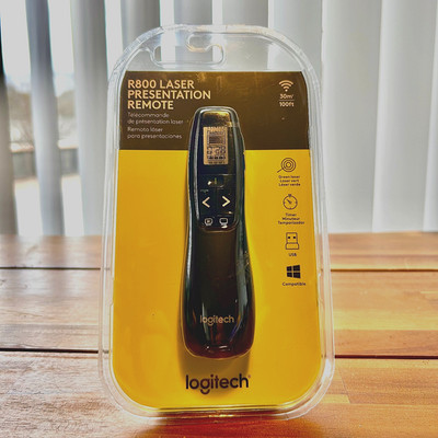 Logitech R800 Wireless Laser Presentation Remote