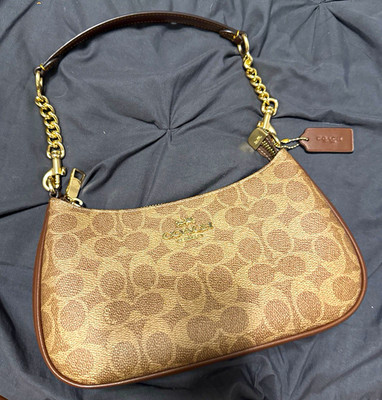 Coach Signature Brown Zip Shoulder Bag Chain Strap Gold Hardware Bag Charm