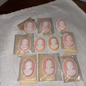Vintage Cameo Made In Hong Kong Pink Brooch Plastic Cake Cupcake Topper  10 Lot 