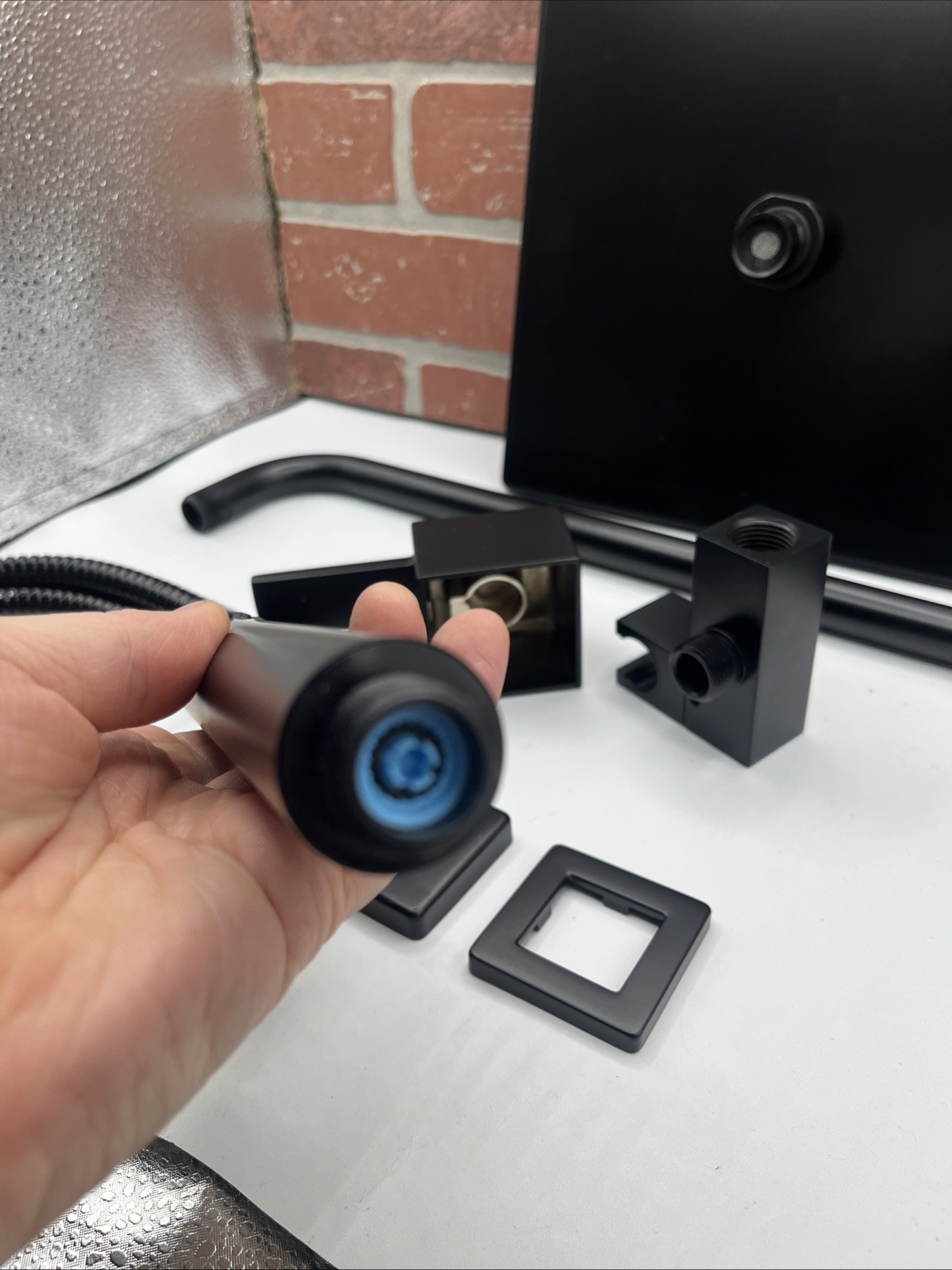 Delta Modern MATTE BLACK Rain Shower Spare parts 342701-BL Brand New Spare Parts