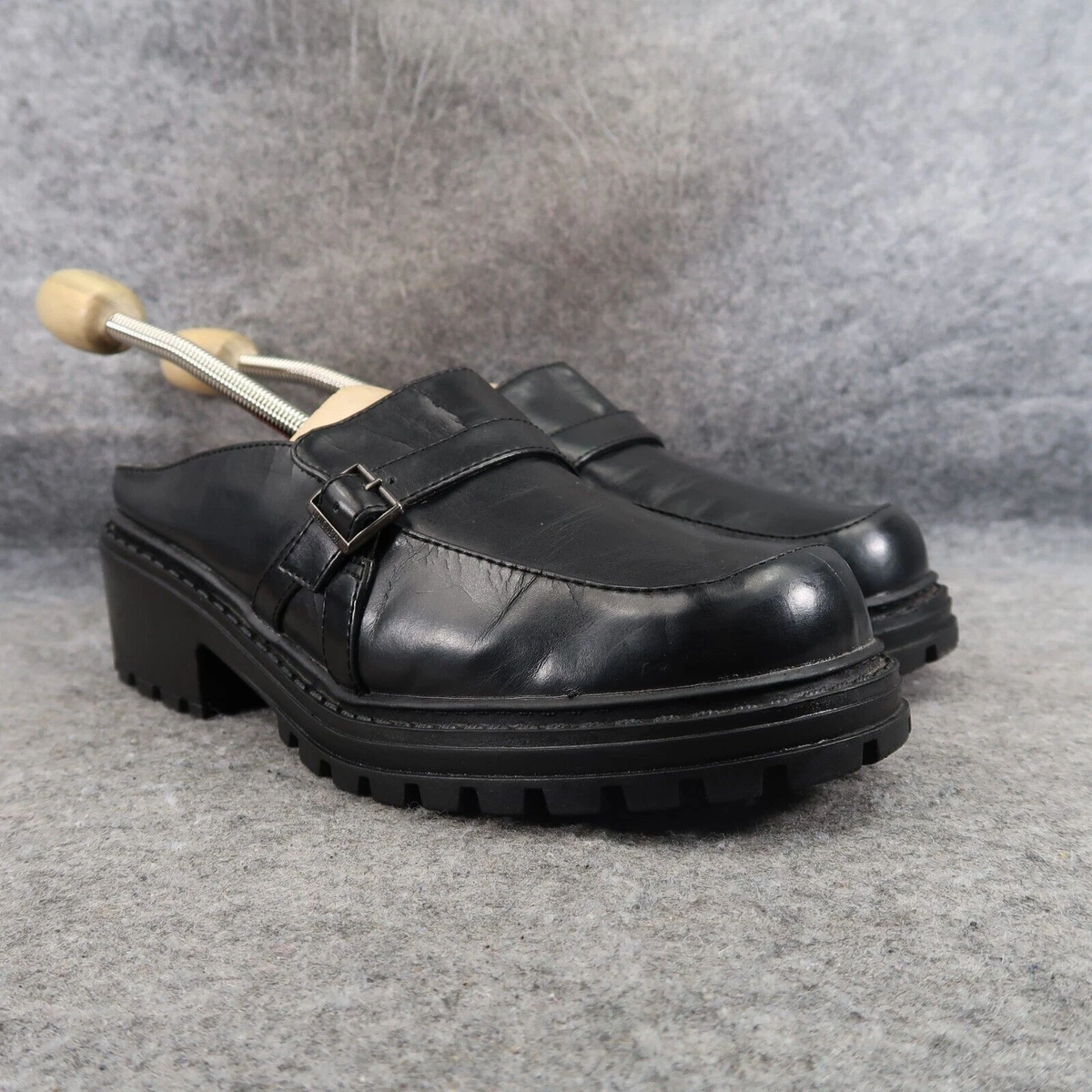 UNIONBAY Black Oxfords with Chunky Sole Amazon.com | Womens Chunky Lug Sole Non-Slip Classic Oxfords  main image 3