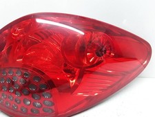 Feu arrière Peugeot 404