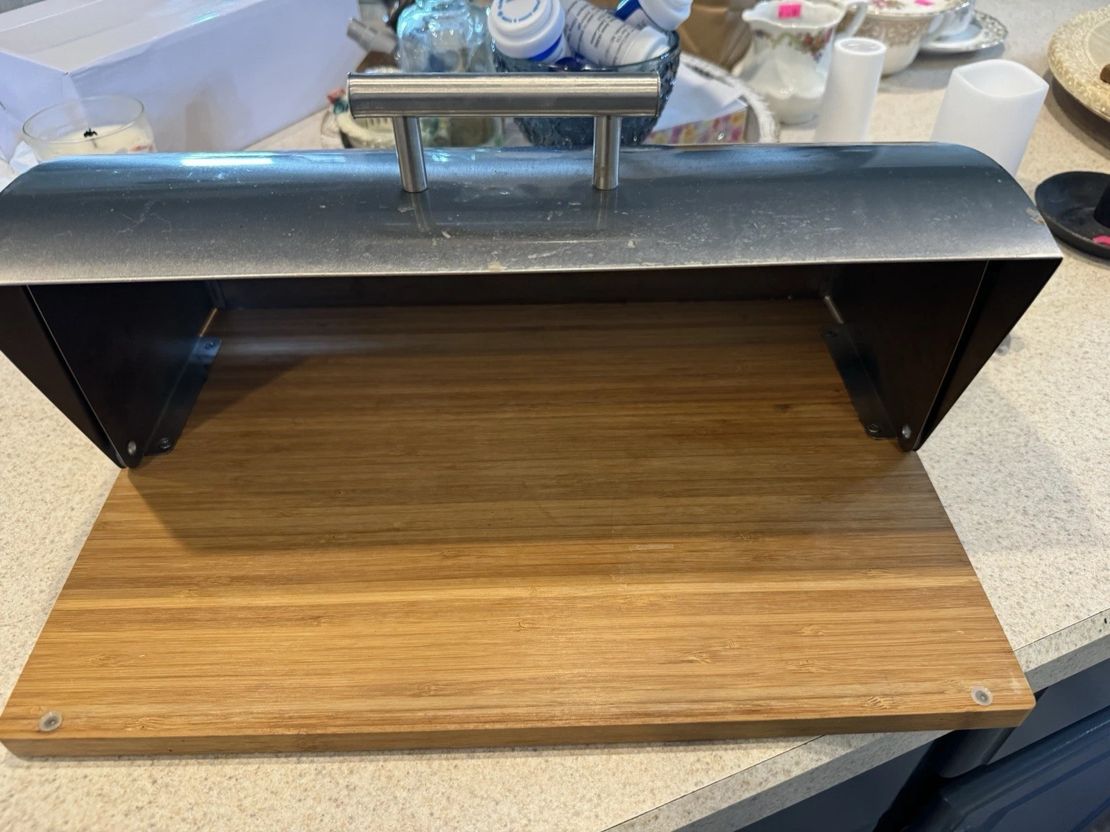 Stainless Steel Bread Box Storage Bin W/ Bamboo Board & Handle Kitchen Storage
Opens in a new window