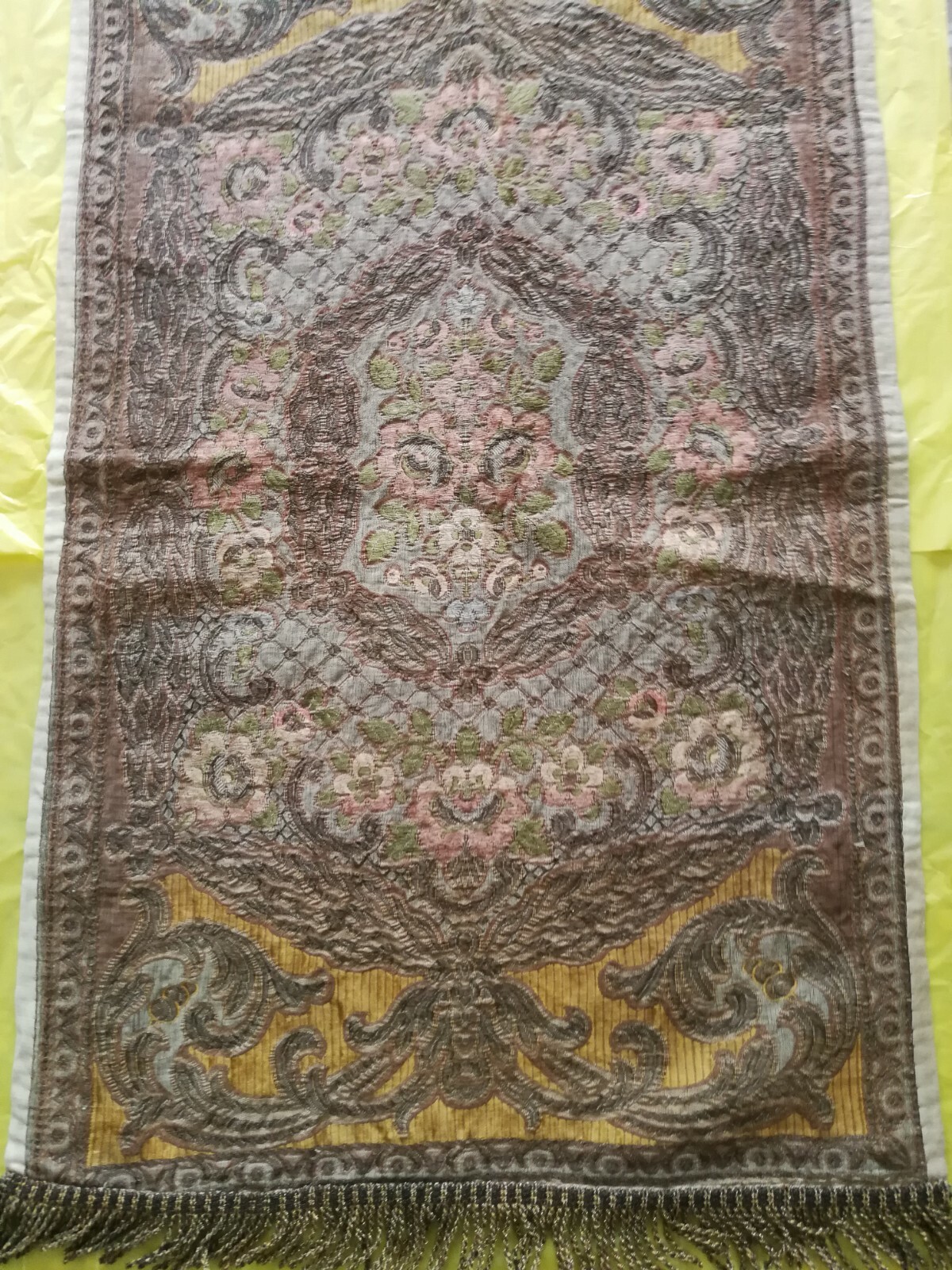 Picture 2 of 4