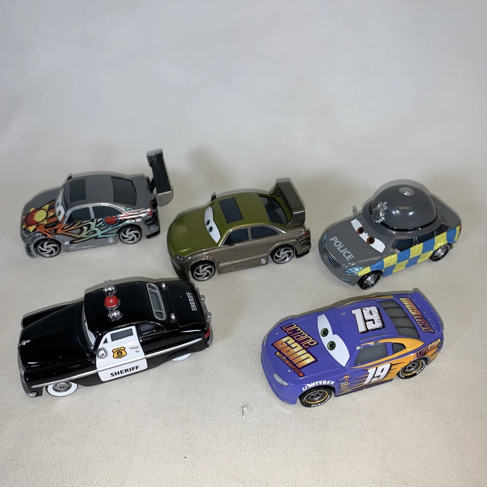 Huge Lot Of 11 Disney Pixar Cars Assorted 6 Diecast  5 Plastic -Used- Some Rare - Image 3 of 4