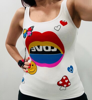 NWT Lauren Moshi Rainbow lips Tank Top Tee T-shirt Medium White Love New