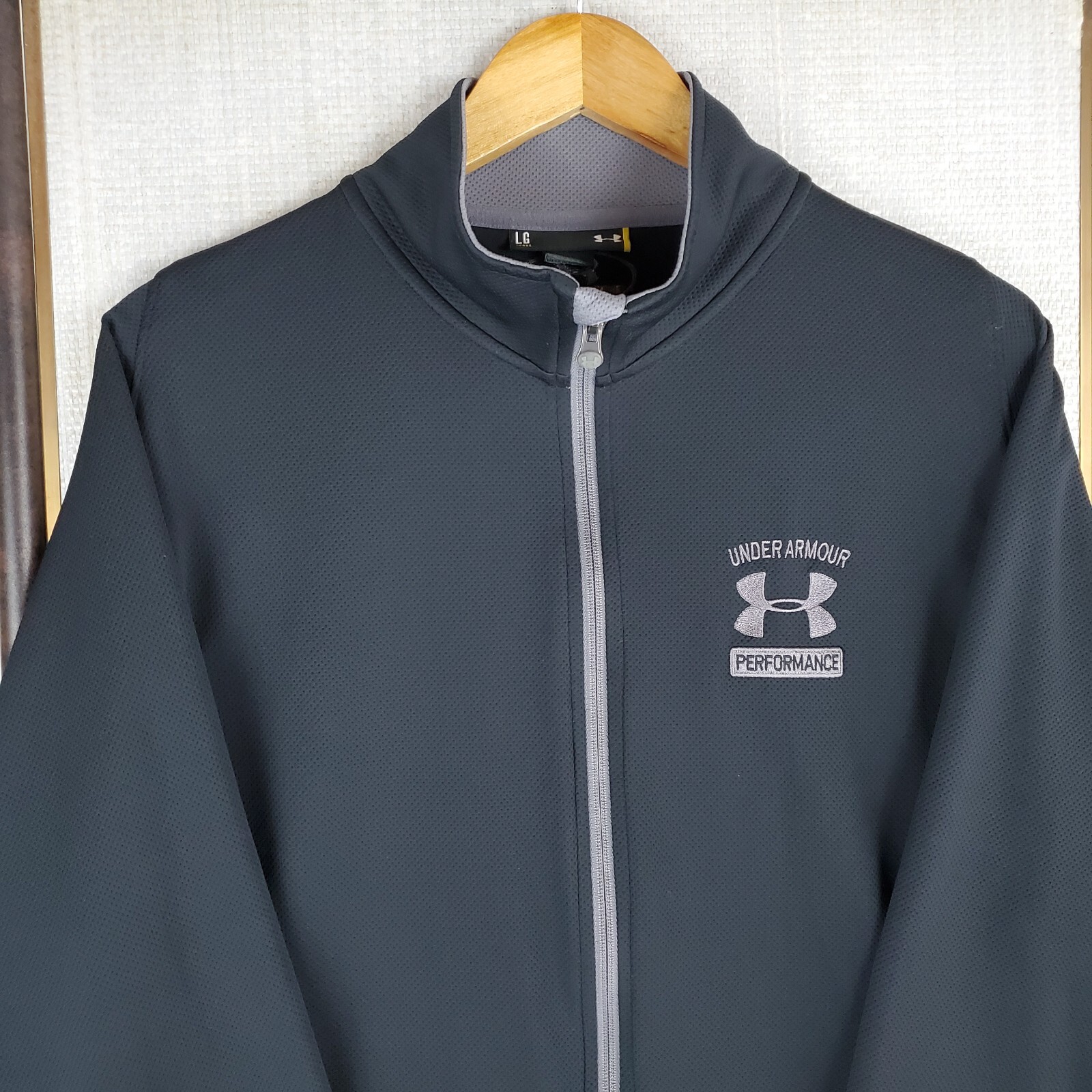 UNDER ARMOUR PERFORMANCE Size Large Full Zip Mens… - image 2