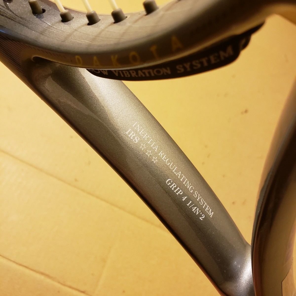 Rossignol Dakota MidPlus 95 sq.in. Graphite Tennis Racket Grip 4 1/4 VG