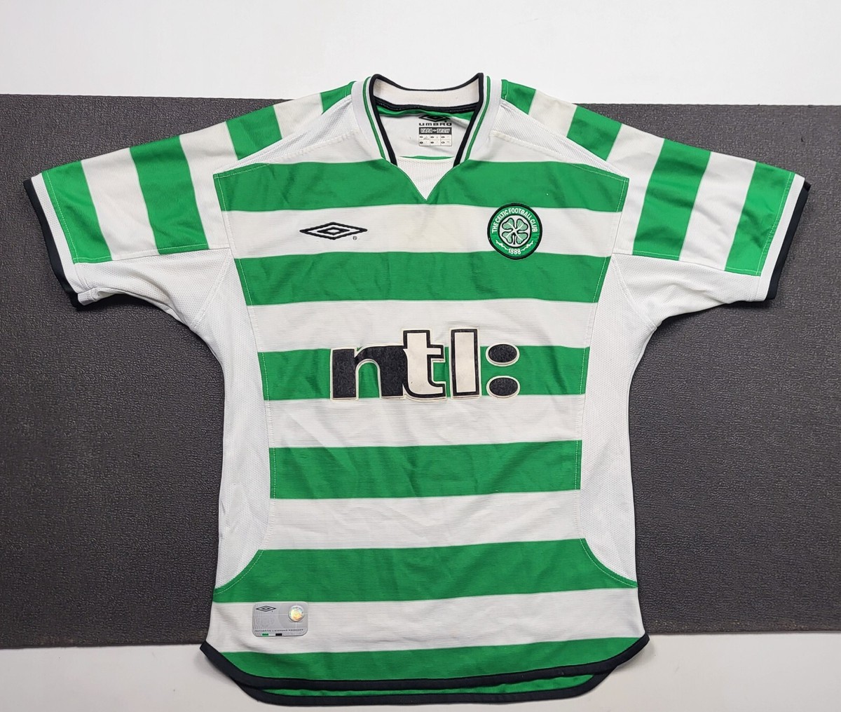 vintage celtic jersey umbro shirt kit striped white green