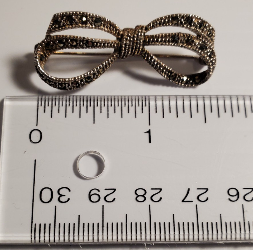 Vintage Genuine Sterling Silver & Marcasite Stone Stones Bow Tie Pin Brooch 4.8g