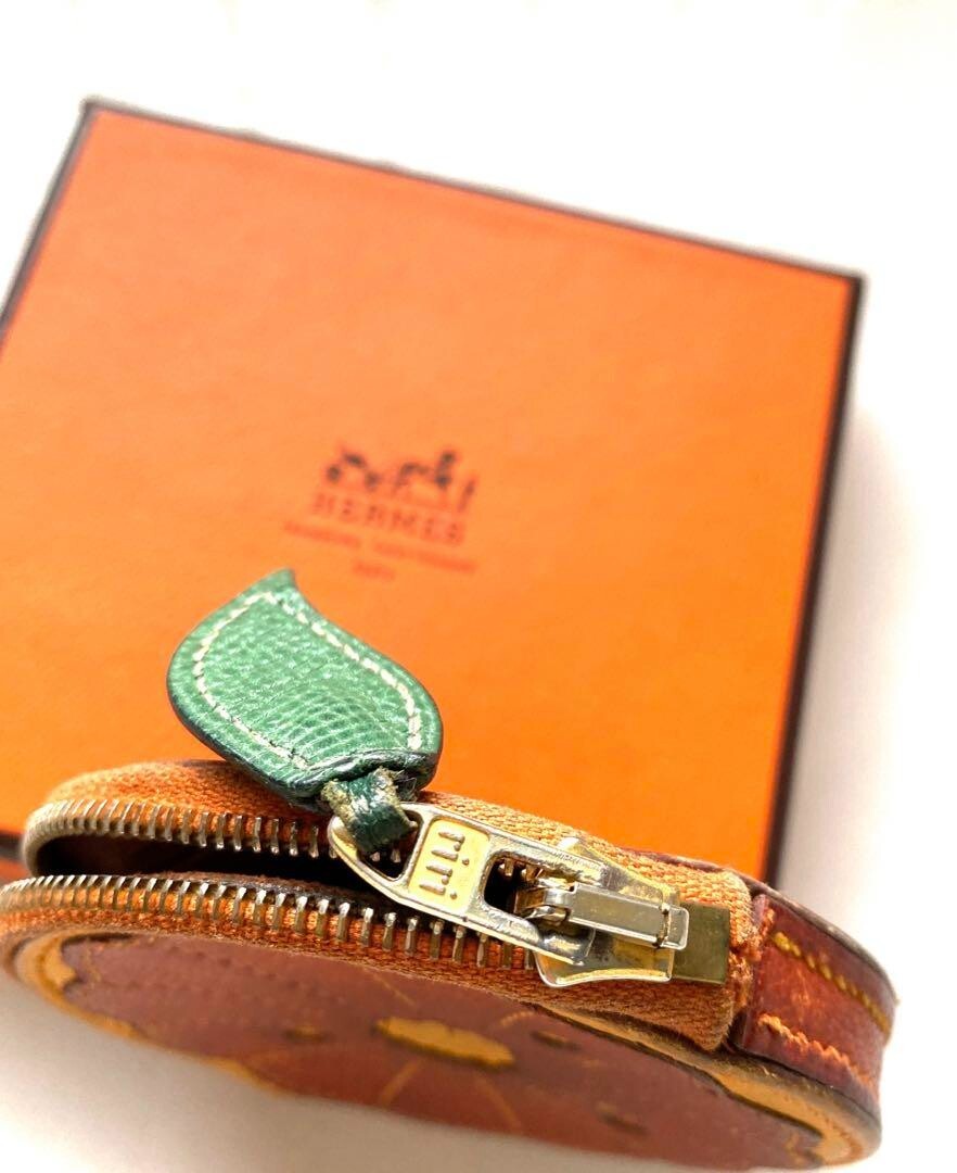 HERMES Tutti Frutti Coin Purse Orange Fruit Chèvre Leather HERMES Tutti Frutti Coin Purse Orange Fruit Chèvre Leather