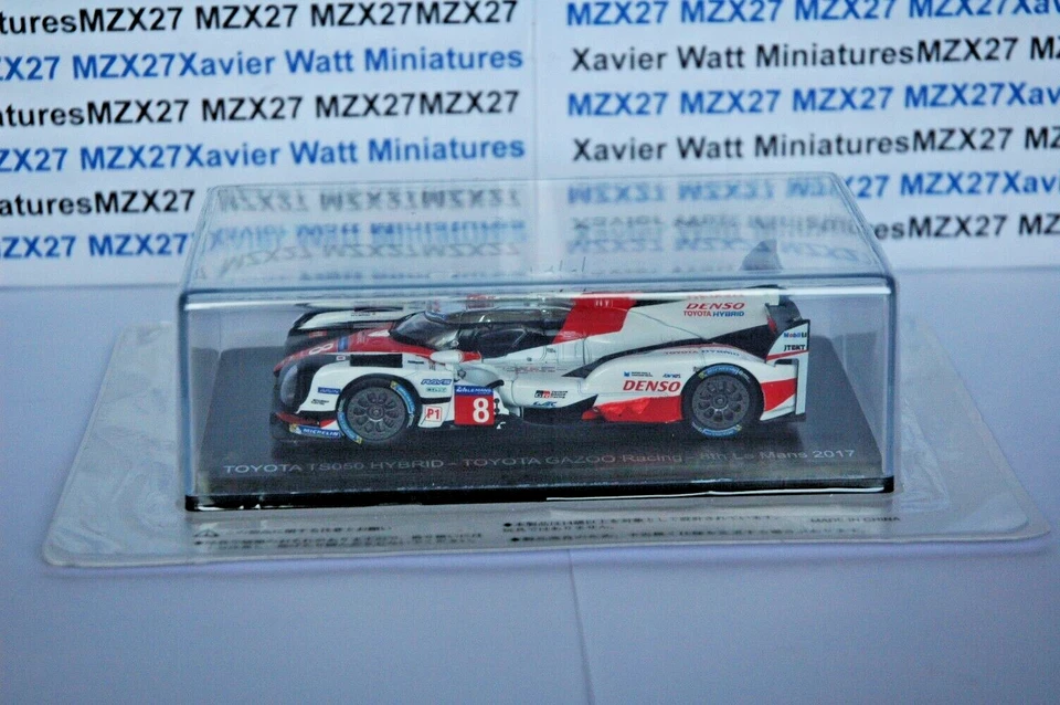 VOITURE 24 HEURES LE MANS 2017 TOYOTA TS050 HYBRID GAZOO RACING #8 - Photo 4/4