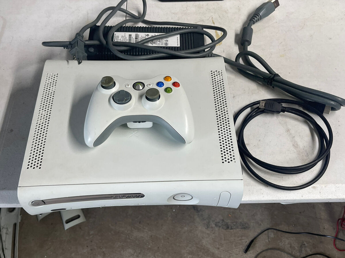 Xbox 360 White Arcade 32gb Storage Console W/PSU Wireless