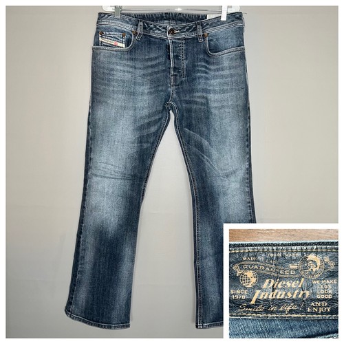 Diesel ZATHAN Regular Bootcut Denim 