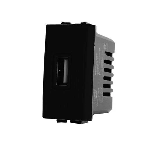 Bticino living light international compatibile presa schuko pulsante usb placca - Foto 12 di 30
