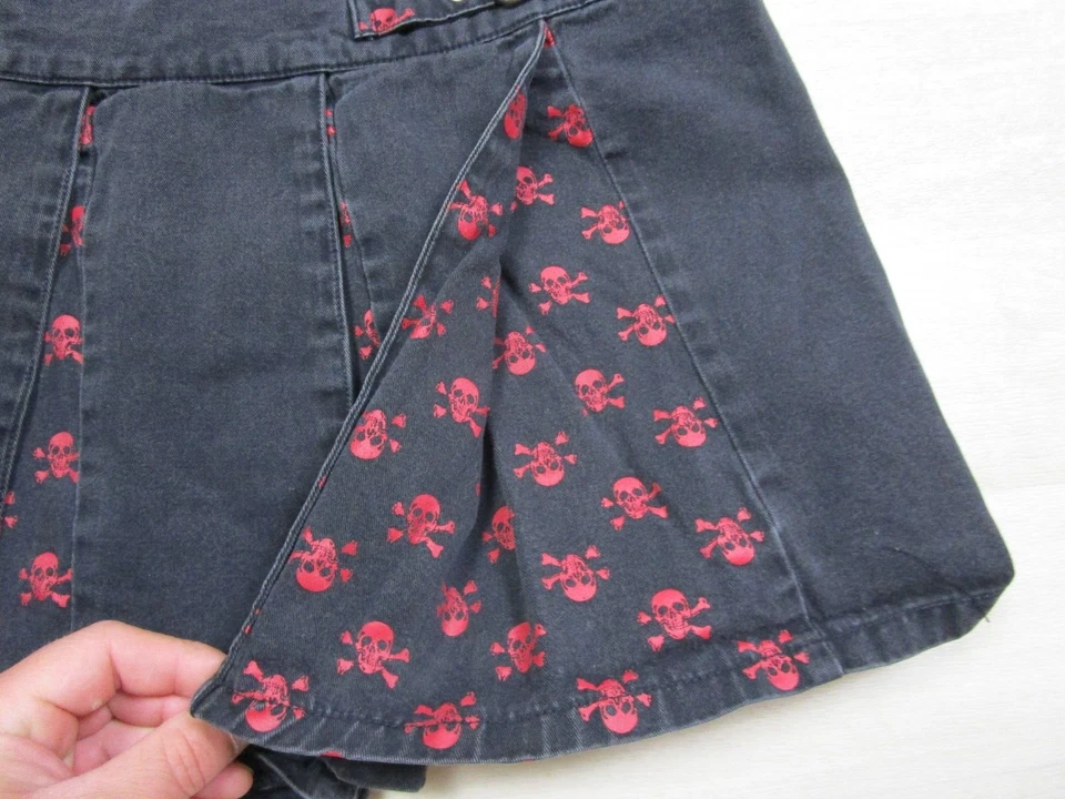 Tripp NYC Sz Large Black Pink Vintage Grommet Punk Mall Goth Pleated Mini Skirt - Image 4 of 4