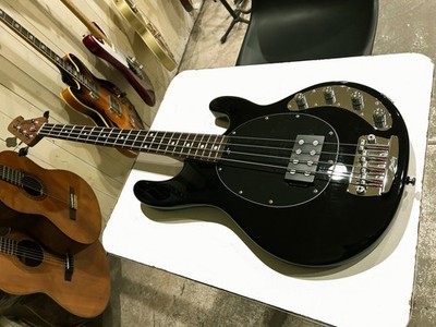 Sterling by MUSIC MAN RAY34 StingRay BLK | eBay