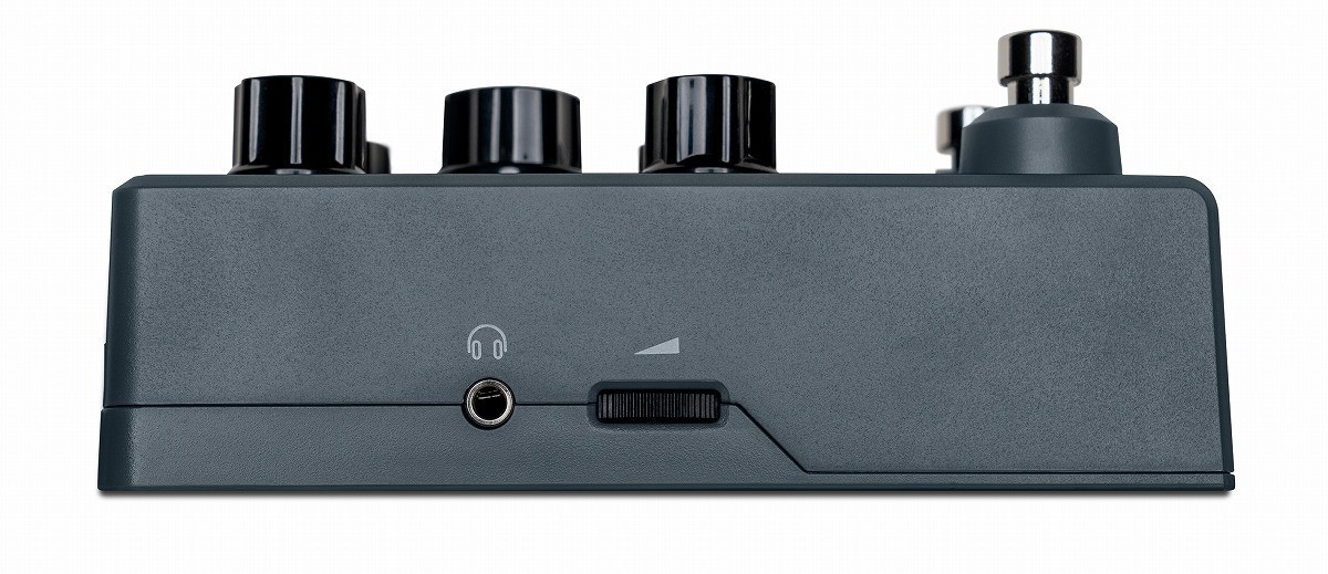 Line 6 POD Express Bass Multi-Effects Processor with 17 Line 6 POD Express Bass Multi-Effects Processor with 17