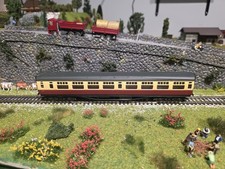 Bachmann Branchline BR Bulleid Corridor Coach 34-527 OO Scale DC