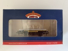 Bachmann 37-980W Conflat Shutters Running Wagon Match Truck OO