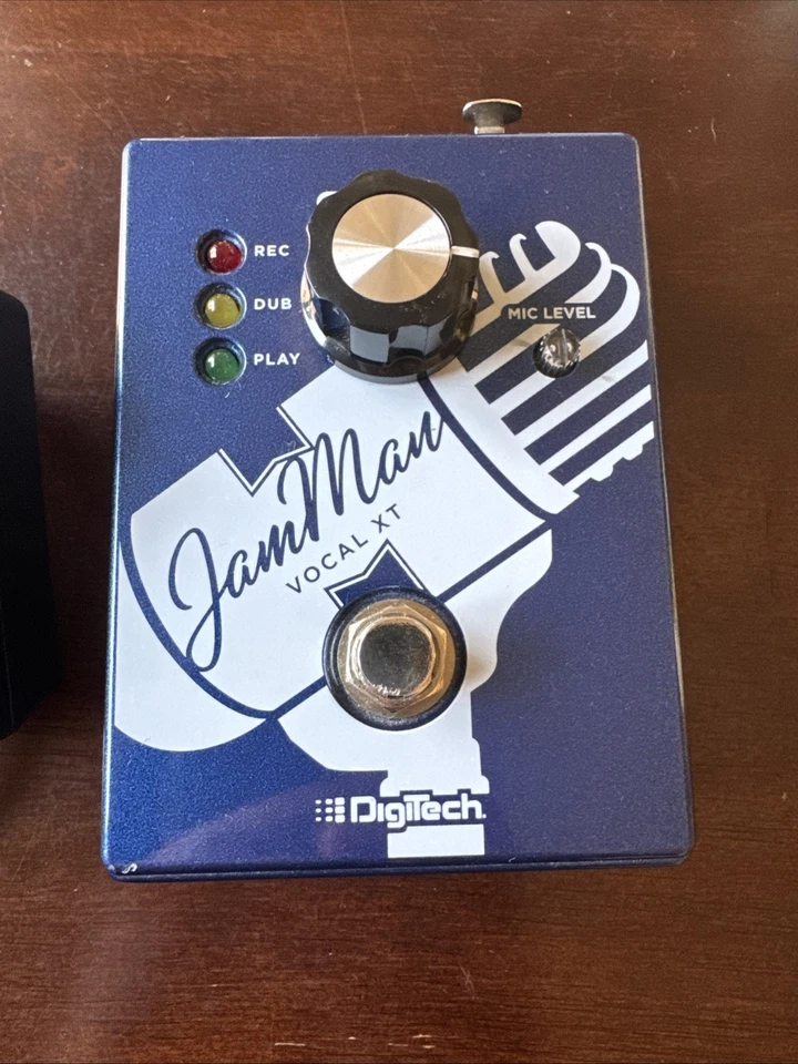 Pedal de efectos DigiTech JamMan Vocal XT Vocal Looper con adaptador de corriente Foto 2 de 4