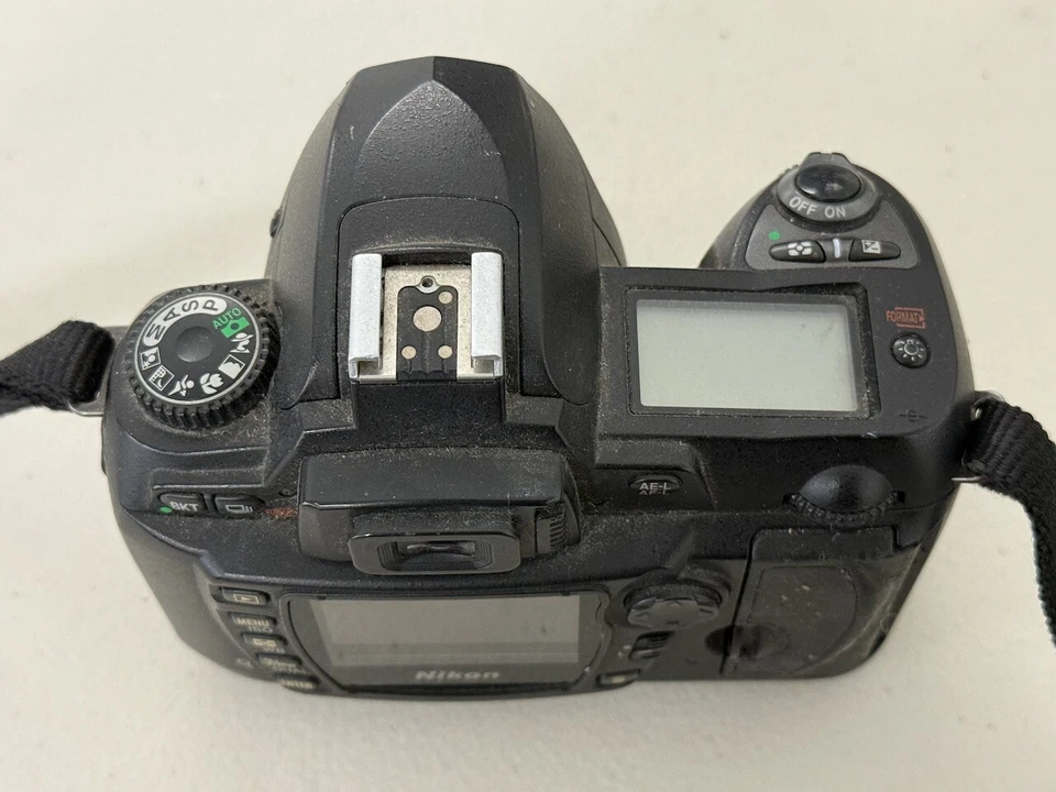 Nikon D70s Digital SLR Camera 6.1MP Body Only Photography DSLR - Image 3 of 4