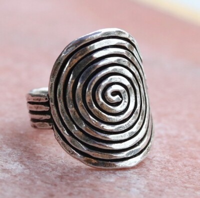 Einfacher 925er Sterlingsilber ethnischer Spiralring Schmuck echte kleine Edelsteine