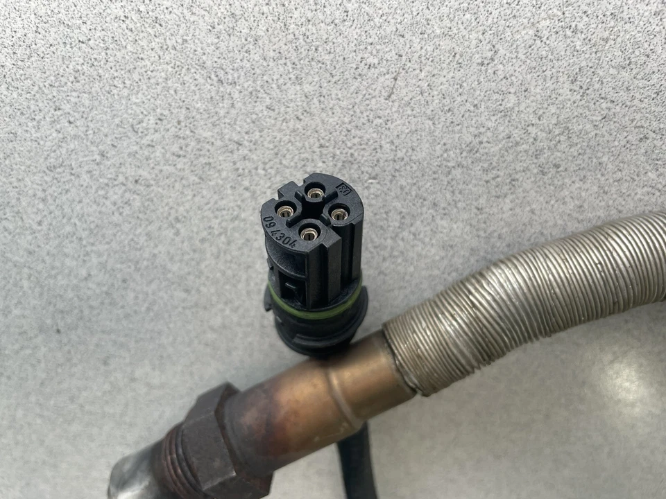 BMW X3 3.0Si E83LCI 2006-2010 ~ SENSOR MONITOR LAMBDA INFERIOR DELANTERO ~ 11787545074 Foto 3 de 4