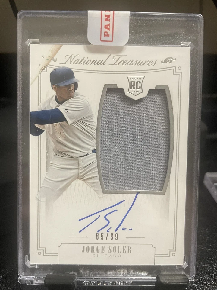Tarjeta de novato 2015 National Treasures Jorge Soler autógrafo y parche/99 Foto 3 de 4